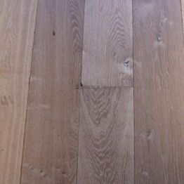 Gerookte eiken plank wit geolied
